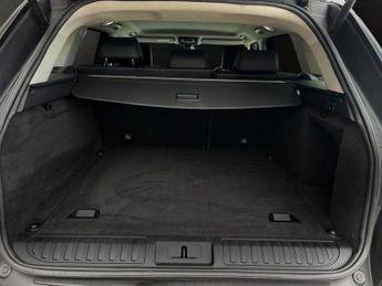 LAND ROVER RANGE ROVER SPORT 2.0 SD4 HSE SUV 5dr Diesel Auto 4WD Euro 6 (s/s) (240 ps)