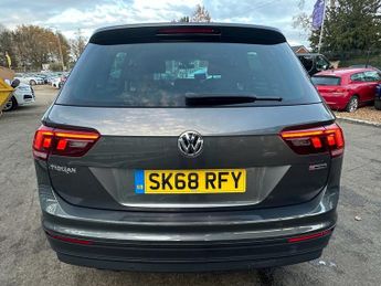 VOLKSWAGEN TIGUAN 1.4 TSI SE Navigation SUV 5dr Petrol DSG 4Motion Euro 6 (s/s) (1