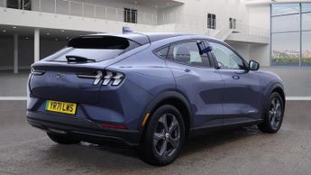 FORD MUSTANG MACH-E Standard Range 70kWh SUV 5dr Electric Automatic (269 ps)