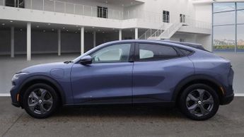 FORD MUSTANG MACH-E Standard Range 70kWh SUV 5dr Electric Automatic (269 ps)