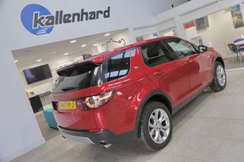 LAND ROVER DISCOVERY SPORT 2.0 TD4 HSE SUV 5dr Diesel Auto 4WD Euro 6 (s/s) (180 ps)