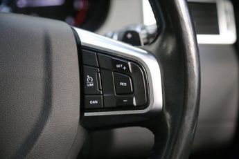 LAND ROVER DISCOVERY SPORT 2.0 TD4 HSE SUV 5dr Diesel Auto 4WD Euro 6 (s/s) (180 ps)