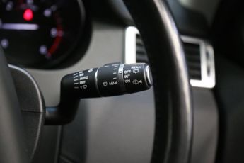 LAND ROVER DISCOVERY SPORT 2.0 TD4 HSE SUV 5dr Diesel Auto 4WD Euro 6 (s/s) (180 ps)
