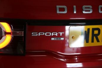 LAND ROVER DISCOVERY SPORT 2.0 TD4 HSE SUV 5dr Diesel Auto 4WD Euro 6 (s/s) (180 ps)