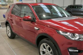 LAND ROVER DISCOVERY SPORT 2.0 TD4 HSE SUV 5dr Diesel Auto 4WD Euro 6 (s/s) (180 ps)