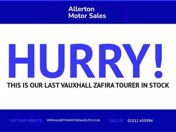 VAUXHALL ZAFIRA TOURER 2.0 CDTi Exclusiv MPV 5dr Diesel Auto Euro 5 (165 ps)