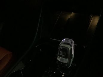 VOLVO XC40 2.0 T4 Inscription SUV 5dr Petrol Auto AWD Euro 6 (s/s) (190 ps)