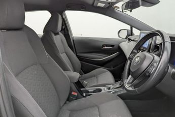 TOYOTA COROLLA 1.8 VVT-h GPF Icon Tech Hatchback 5dr Petrol Hybrid CVT Euro 6 (