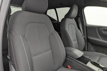 VOLVO XC40 Recharge 69kWh Plus SUV 5dr Electric Auto (231 ps)