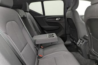 VOLVO XC40 Recharge 69kWh Plus SUV 5dr Electric Auto (231 ps)