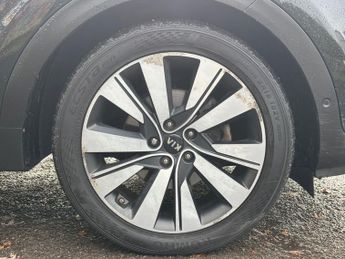 KIA SPORTAGE 2.0 CRDi First Edition SUV 5dr Diesel Auto AWD Euro 6 (182 bhp)