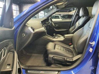 BMW 3 SERIES 3.0 330d M Sport Saloon 4dr Diesel Auto Euro 6 (s/s) (265 ps)