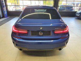 BMW 3 SERIES 3.0 330d M Sport Saloon 4dr Diesel Auto Euro 6 (s/s) (265 ps)
