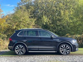 VOLKSWAGEN TIGUAN 2.0 TDI R-Line SUV 5dr Diesel DSG 4Motion Euro 6 (s/s) (150 ps)