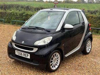 Smart ForTwo 1.0 MHD Passion Cabriolet 2dr Petrol Auto Euro 4 (71 bhp)
