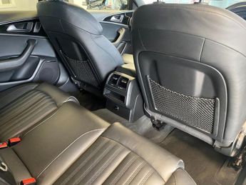 AUDI A6 AVANT 2.0 TDI ultra Black Edition Estate 5dr Diesel S Tronic Euro 6 (s