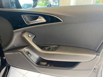 AUDI A6 AVANT 2.0 TDI ultra Black Edition Estate 5dr Diesel S Tronic Euro 6 (s