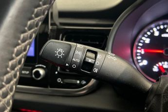 KIA RIO 1.0 T-GDi MHEV 3 Hatchback 5dr Petrol Hybrid DCT Euro 6 (s/s) (1