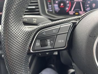 AUDI A1 2.0 TFSI 40 S line Competition Sportback 5dr Petrol S Tronic Eur