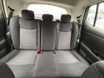 NISSAN LEAF 40kWh Acenta Hatchback 5dr Electric Auto (150 ps)