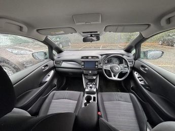 NISSAN LEAF 40kWh Acenta Hatchback 5dr Electric Auto (150 ps)