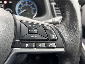 NISSAN LEAF 40kWh Acenta Hatchback 5dr Electric Auto (150 ps)