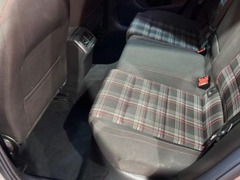 VOLKSWAGEN GOLF 2.0 TSI GPF GTI Performance Hatchback 5dr Petrol DSG Euro 6 (s/s