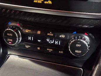 MERCEDES-BENZ A-CLASS 1.6 A200 AMG Line (Premium) Hatchback 5dr Petrol 7G-DCT Euro 6 (