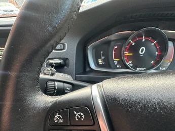 VOLVO S60 2.0 D4 Lux Nav Cross Country 4dr Diesel Auto Euro 6 (s/s) (190 p