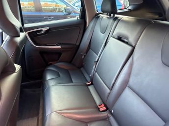 VOLVO XC60 2.0 D4 SE Lux Nav SUV 5dr Diesel Auto Euro 6 (s/s) (190 ps)