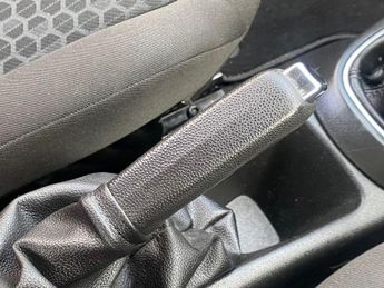 VAUXHALL CORSA 1.2i Excite Hatchback 3dr Petrol Manual Euro 6 (a/c) (70 ps)