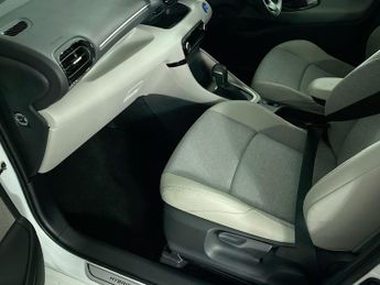 TOYOTA YARIS 1.5 VVT-h Excel Hatchback 5dr Petrol Hybrid E-CVT Euro 6 (s/s) (