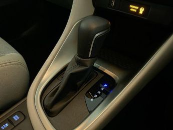 TOYOTA YARIS 1.5 VVT-h Excel Hatchback 5dr Petrol Hybrid E-CVT Euro 6 (s/s) (