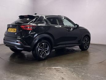 NISSAN JUKE 1.0 DIG-T N-Connecta SUV 5dr Petrol DCT Auto Euro 6 (s/s) (114 p