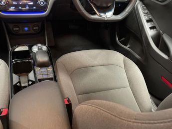 HYUNDAI IONIQ 38.3kWh Premium Hatchback 5dr Electric Auto (136 ps)