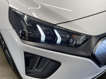 HYUNDAI IONIQ 38.3kWh Premium Hatchback 5dr Electric Auto (136 ps)