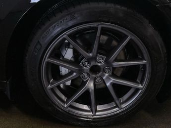 TESLA Model 3 Standard Range Plus Saloon 4dr Electric Auto RWD (241 bhp)