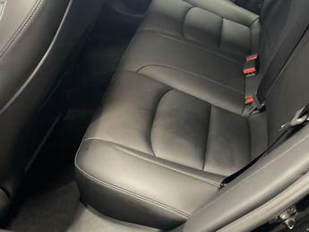 TESLA Model 3 Standard Range Plus Saloon 4dr Electric Auto RWD (241 bhp)