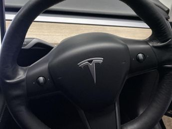 TESLA Model 3 Standard Range Plus Saloon 4dr Electric Auto RWD (241 bhp)