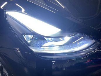 TESLA Model 3 Standard Range Plus Saloon 4dr Electric Auto RWD (241 bhp)