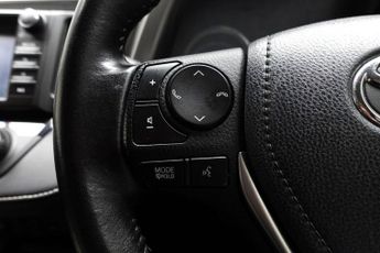 TOYOTA RAV4 2.5 VVT-h Excel SUV 5dr Petrol Hybrid CVT 4WD Euro 6 (s/s) (197 