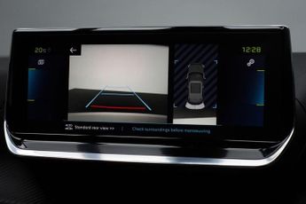 PEUGEOT E-2008 50kWh GT Line SUV 5dr Electric Auto (136 ps)