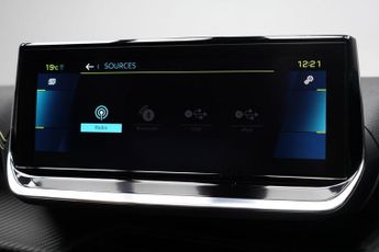 PEUGEOT E-2008 50kWh GT Line SUV 5dr Electric Auto (136 ps)