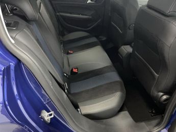 PEUGEOT 308 1.2 PureTech Tech Edition Hatchback 5dr Petrol Manual Euro 6 (s/