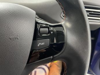 PEUGEOT 308 1.2 PureTech Tech Edition Hatchback 5dr Petrol Manual Euro 6 (s/