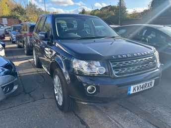 Land Rover Freelander 2 2.2 TD4 SE Tech SUV 5dr Diesel Manual 4WD Euro 5 (s/s) (150 ps)