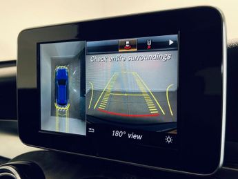 MERCEDES-BENZ GLC 2.0 GLC250 AMG Line (Premium) SUV 5dr Petrol G-Tronic+ 4MATIC Eu