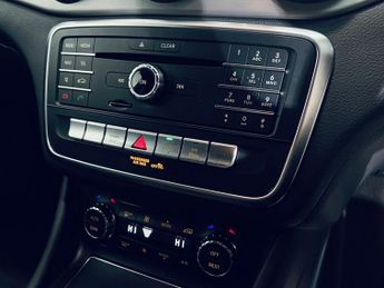 MERCEDES-BENZ CLA 2.1 CLA220d AMG Line Shooting Brake 5dr Diesel 7G-DCT Euro 6 (s/