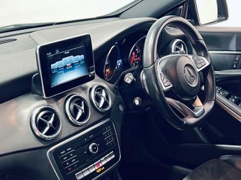 MERCEDES-BENZ CLA 2.1 CLA220d AMG Line Shooting Brake 5dr Diesel 7G-DCT Euro 6 (s/