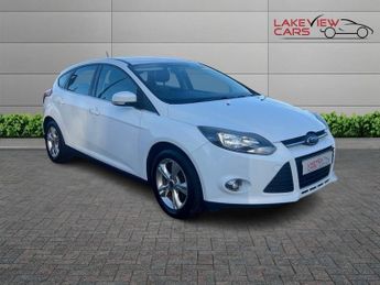 Ford Focus 1.6 Zetec Hatchback 5dr Petrol Manual Euro 5 (125 ps)